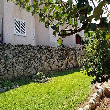 Assuliu Holiday home *